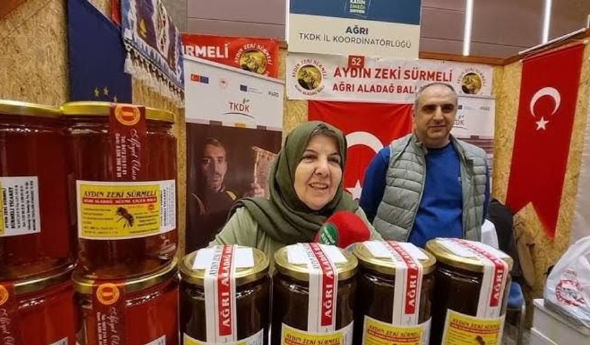 Ağrı’nın ilk kadın bal üreticisi hasadını başarıyla tamamladı
