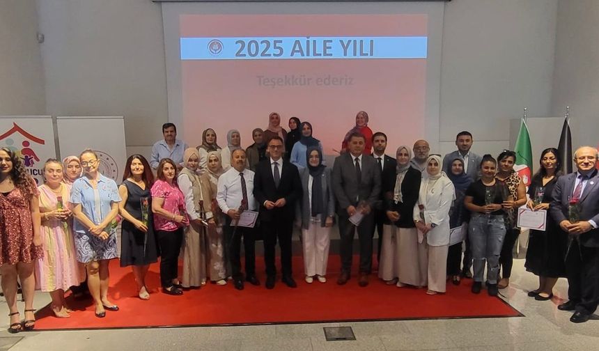 Düsseldorf’ta Koruyucu Aileliğe Vefa ve Farkındalık Günü