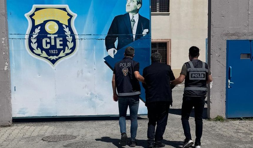Kars’ta akrabasını öldürme suçundan hapis cezası bulunan hükümlü yakalandı