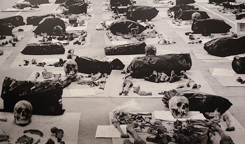 Srebrenitsa Soykırımı'nın hafızası bu galeride
