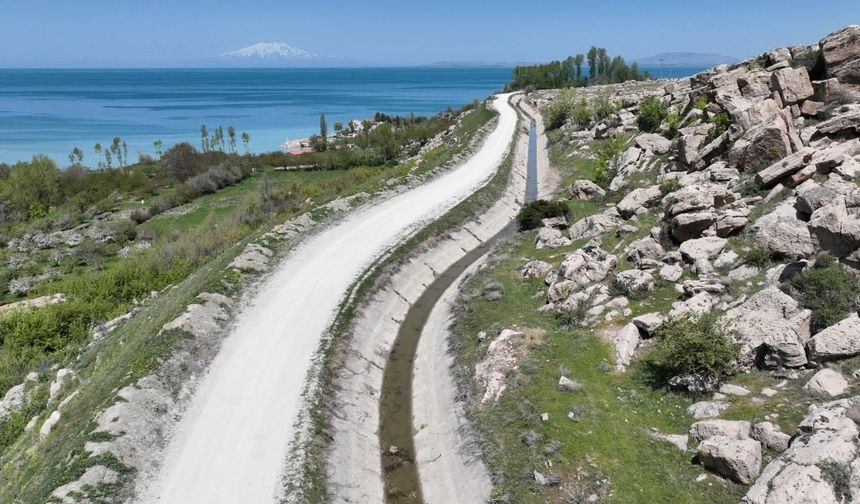 Van’da 2 bin 800 yıllık Şamram Kanalı'nın susuz kalması büyük soruna dönüştü