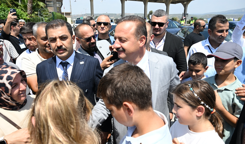 Ağıralioğlu: Apo’ya kurucu önder dediğin kadar Alparslan Türkeş’in hatırını saysaydın