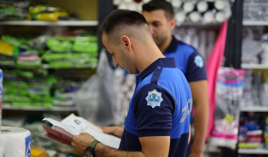 Aksaray Belediyesi zabıta ekiplerinden ruhsat denetimi