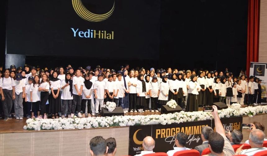 Batman'da 'Yedi Hilal'den yaz kapanışı