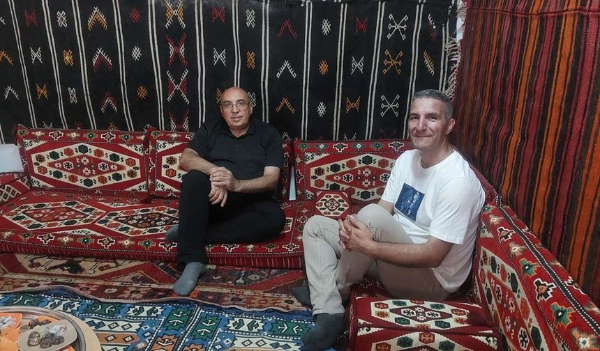 Gazeteci Çakmak’tan "Şark Odası" hediyesi