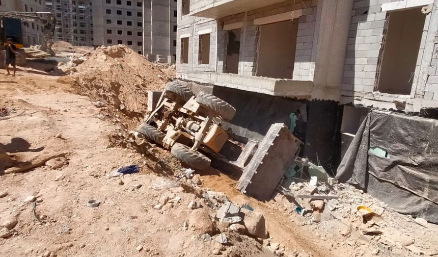 Malatya’da şantiyede iş makinesi devrildi: 1 ölü
