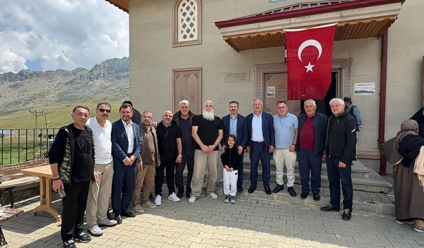 Ovit Hacı Hakkı Ekşi Camii’nde Kur’an ziyafeti