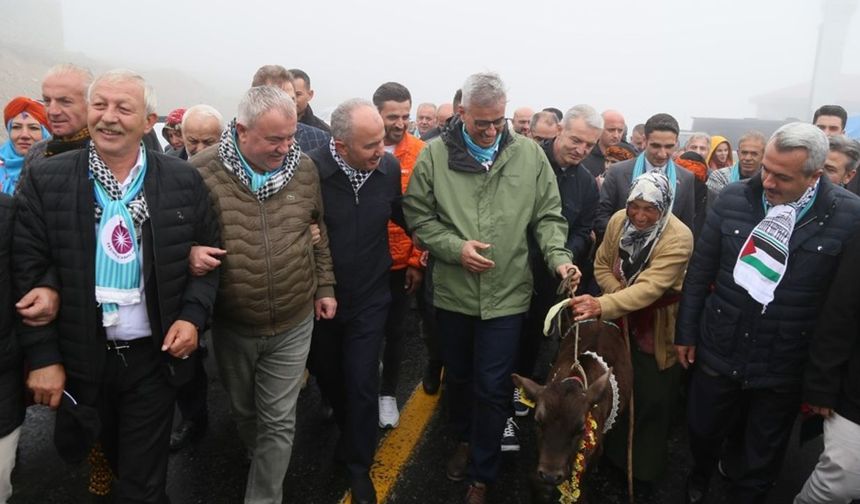 Ovit Yaylası’ndan Gazze’ye yardım eli; 5 Milyon TL bağış!