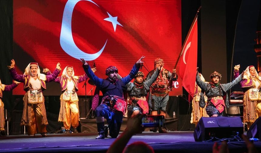 Trabzon horonla dünyayı birleştirdi!