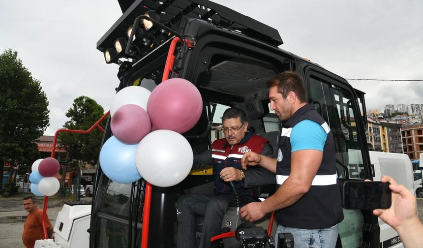 Trabzon TİSKİ 19 iş makinesini araç filosuna kattı