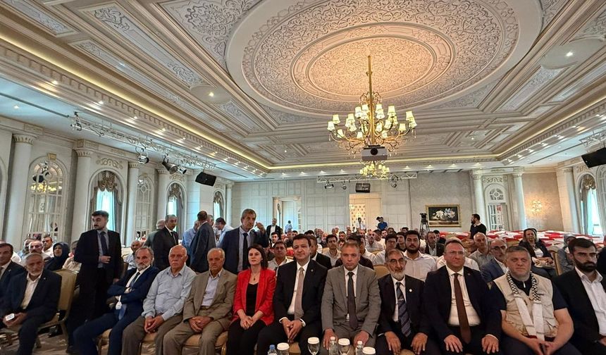 Van'da tüm partiler Saadet Partisi kongresinde buluştu!