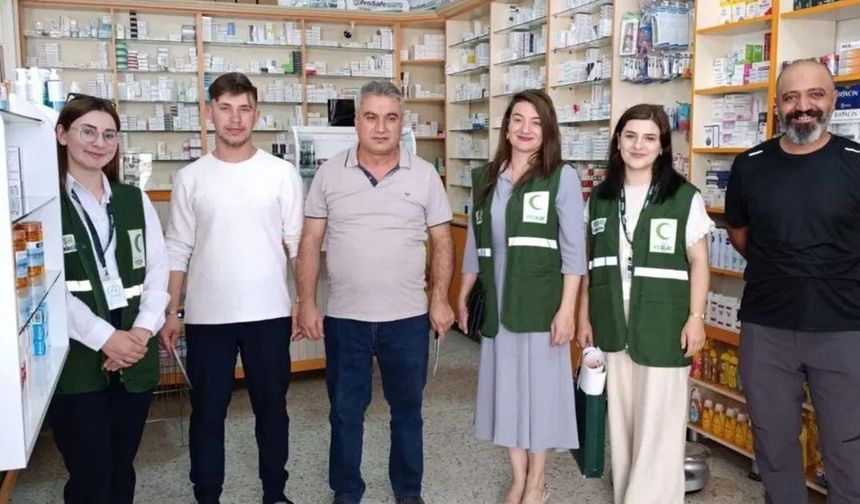 Selim’de Yeşilay’dan eczanelere bağımsızlık seferberliği kapsamında bilgilendirme